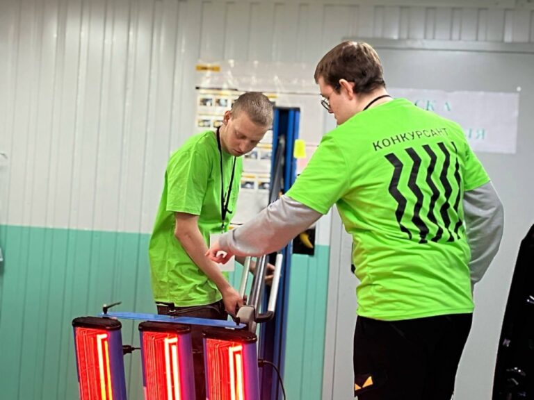3 февраля 2026 стартовал первый день Регионального этапа Чемпионата по профессиональному мастерству «Профессионалы» в Саранском Автомеханическом техникуме.